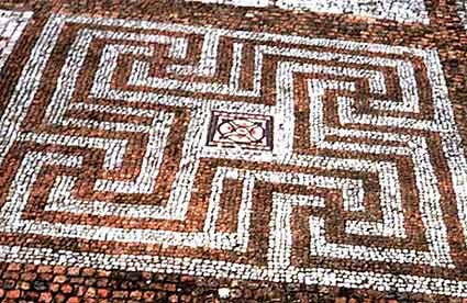 Rockbourne Roman Villa - floor mosaic