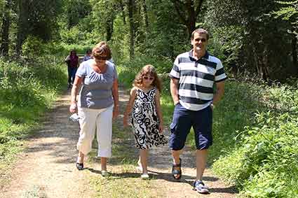 Walkers in Pondhead Inclosure