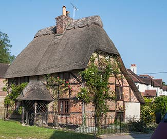 The old thatched cottage where many years ago there was a turnpike toll gate